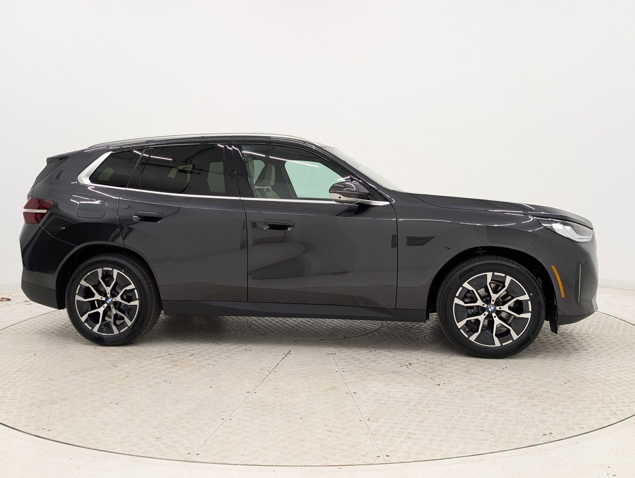 Used 2026 BMW X3 xDrive30i w/ Premium Package AWD/4WD image 8