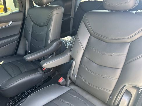 New 2025 Cadillac XT6 Premium Luxury w/ Platinum Package image 15