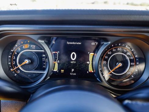 New 2025 Jeep Wrangler Rubicon w/ Xtreme 35 Tire Package image 24