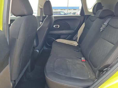 Used 2016 Kia Soul w/ Convenience Package FWD image 12