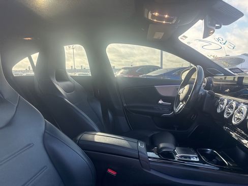 Used 2020 Mercedes-Benz CLA 250 image 10
