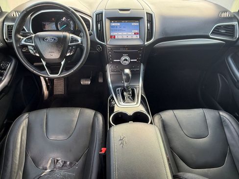 Used 2018 Ford Edge Titanium w/ Equipment Group 301A image 26