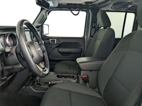 Used 2021 Jeep Gladiator Sport AWD/4WD image 11