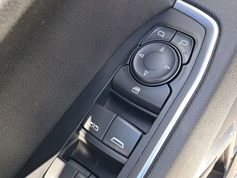 Used 2023 Chevrolet Silverado 1500 RST AWD/4WD image 13
