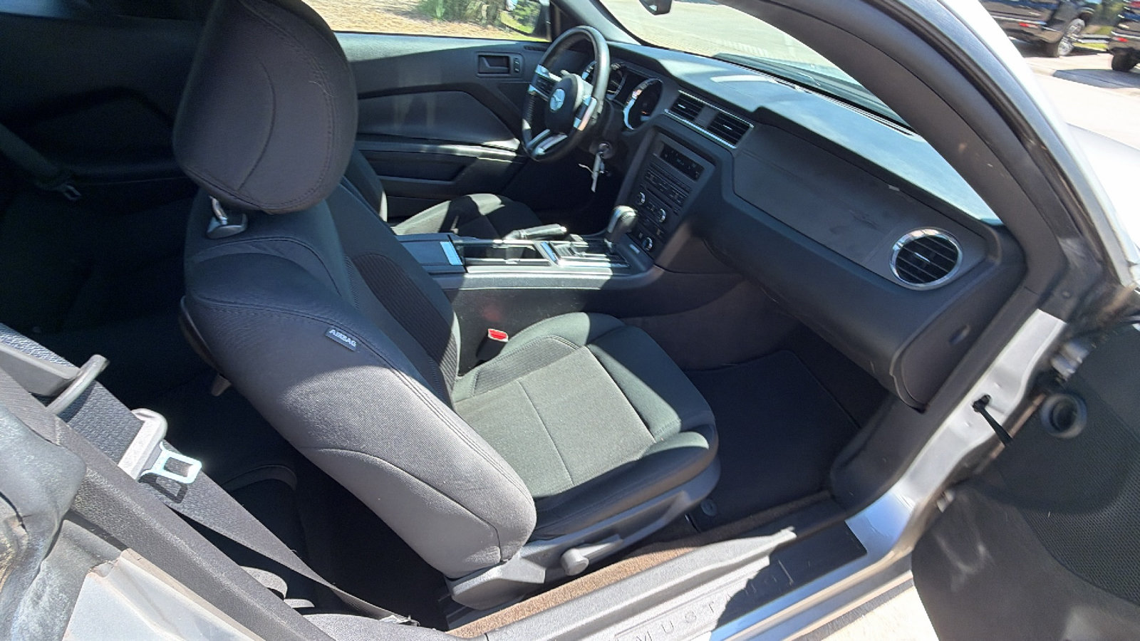 Used 2013 Ford Mustang Coupe RWD image 20