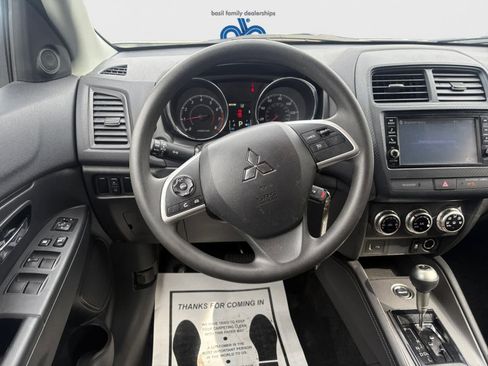 Used 2024 Mitsubishi Outlander Sport ES AWD/4WD image 13