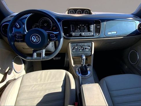 Used 2013 Volkswagen Beetle 2.0T FWD image 16