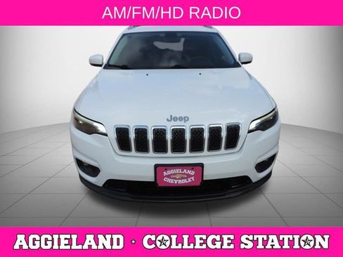 Used 2019 Jeep Cherokee Latitude Plus w/ Cold Weather Group FWD image 10