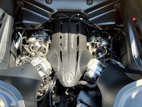 Used 2023 Maserati MC20 Coupe RWD image 26