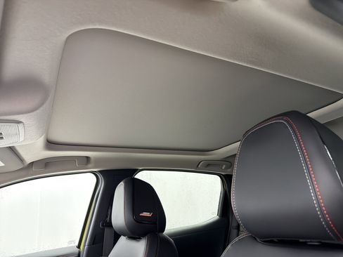 New 2026 Nissan Kicks SR image 17