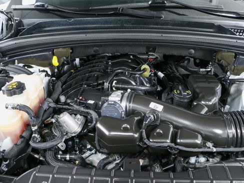 Used 2021 Jeep Grand Cherokee L Limited RWD image 33