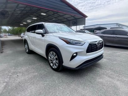 Used 2021 Toyota Highlander Limited