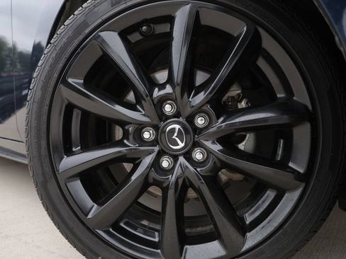 Used 2024 MAZDA MAZDA3 s FWD image 9
