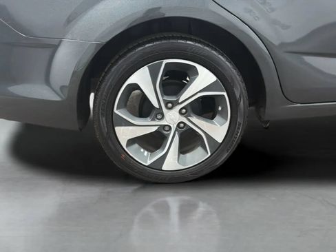 Used 2017 Chevrolet Sonic Premier FWD image 27