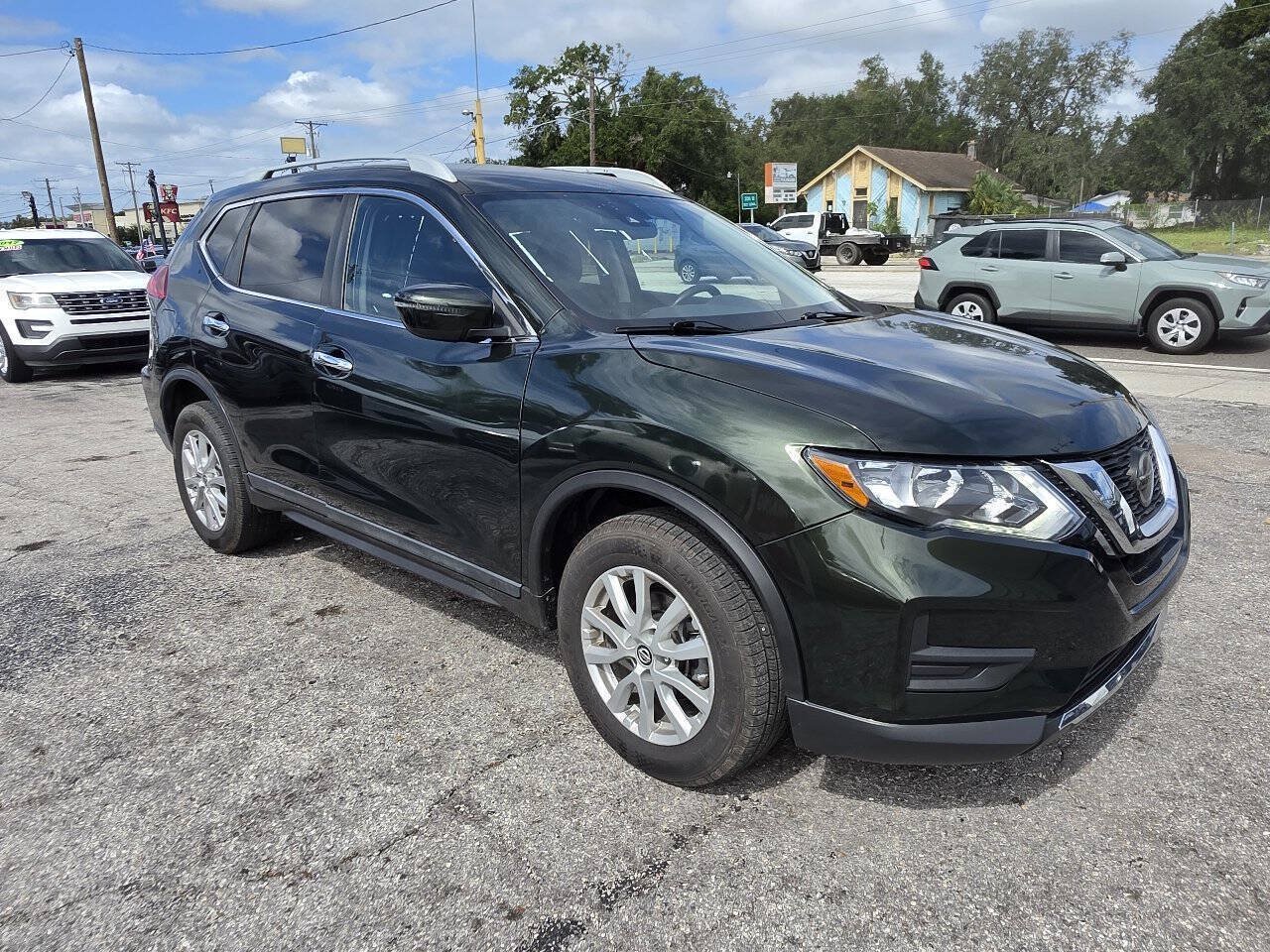 Used 2020 Nissan Rogue SV AWD/4WD image 5