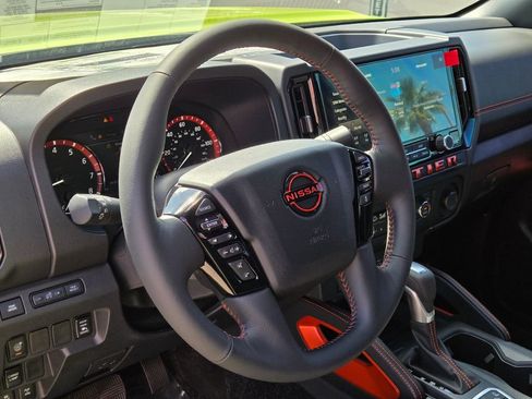 New 2026 Nissan Frontier PRO-4X w/ Pro-4x Convenience Package AWD/4WD image 10