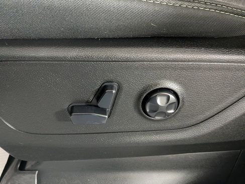 Used 2020 RAM 1500 Big Horn image 16