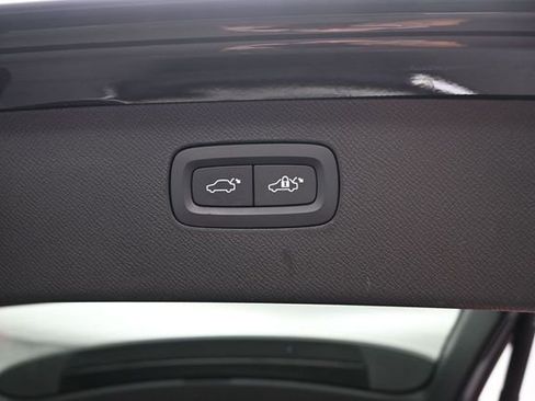 Used 2023 Volvo XC90 B6 Plus w/ Protection Package Premier AWD/4WD image 32