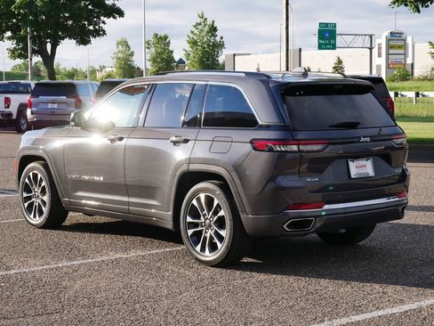 Used 2022 Jeep Grand Cherokee Overland w/ Adv Protech Group III AWD/4WD image 7