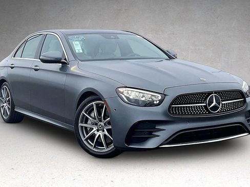 Used 2022 Mercedes-Benz E 350 Sedan w/ AMG Line Exterior image 2