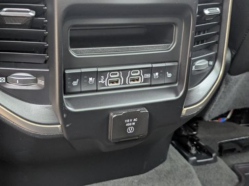 Used 2020 RAM 1500 Limited AWD/4WD image 22