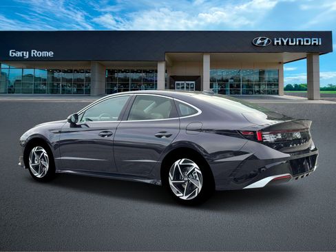 New 2026 Hyundai Sonata SEL FWD image 4