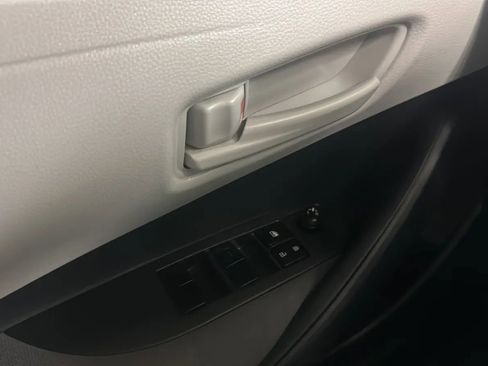 Used 2023 Toyota Corolla LE w/ Carpet Mat Package (TMS) FWD image 16