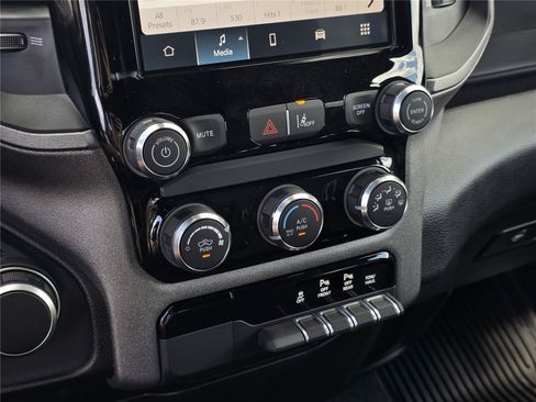 New 2026 RAM 1500 Tradesman AWD/4WD image 15