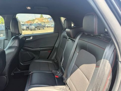 Certified 2025 Ford Escape ST-Line AWD/4WD image 15