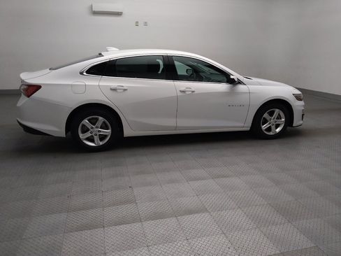 Used 2022 Chevrolet Malibu LT image 10