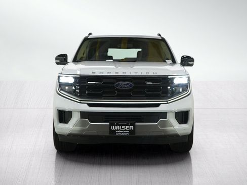 Used 2025 Ford Expedition Platinum AWD/4WD image 11