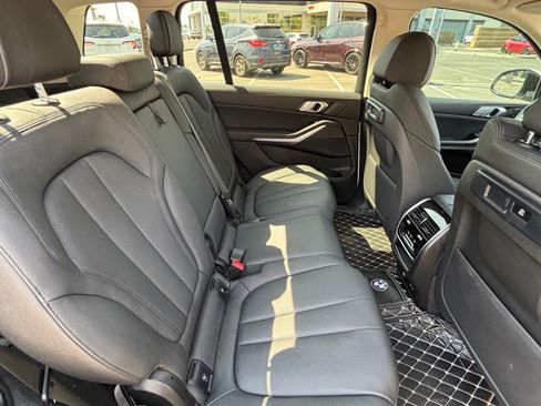 Used 2021 BMW X7 xDrive40i AWD/4WD image 29