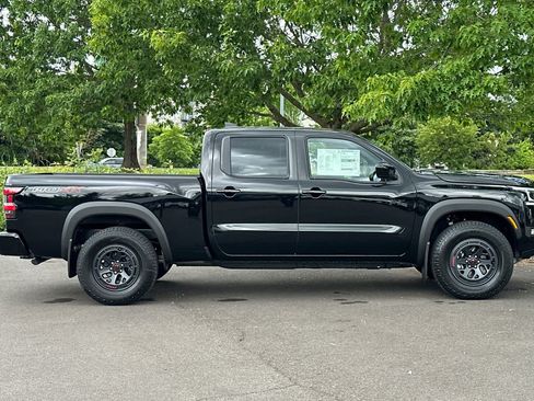 New 2026 Nissan Frontier PRO-4X w/ Tow Package AWD/4WD image 8