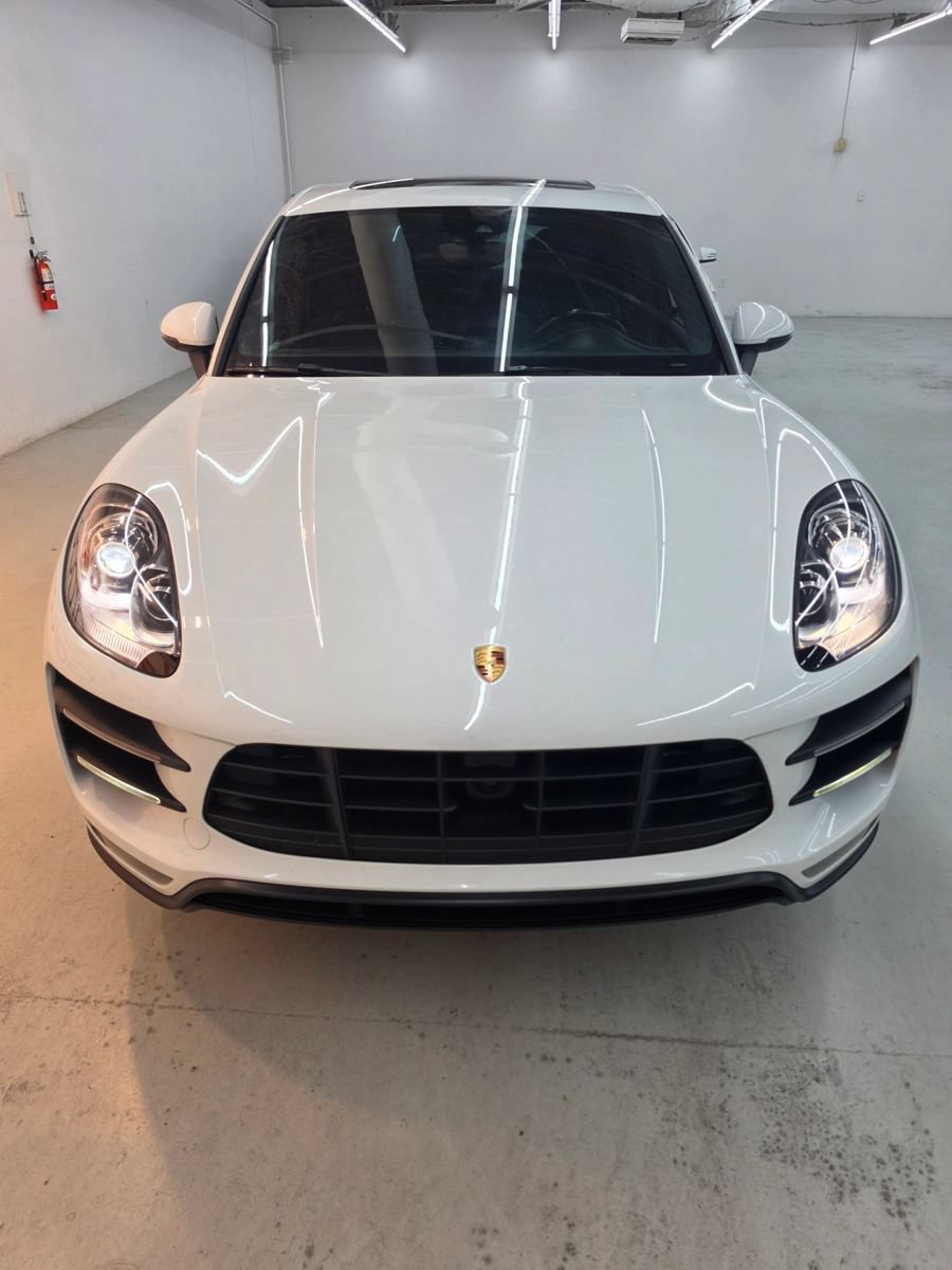 Used 2018 Porsche Macan Turbo w/ Premium Package Plus AWD/4WD image 9