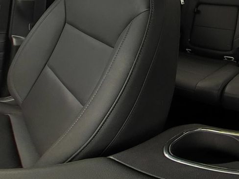 Certified 2025 Chevrolet Silverado 1500 RST w/ Convenience Package II RWD image 12