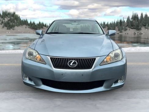 Used 2009 Lexus IS 250 image 2