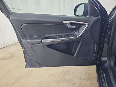 Used 2012 Volvo S60 T5 image 30