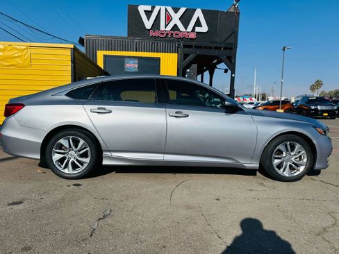 Used 2019 Honda Accord LX image 4