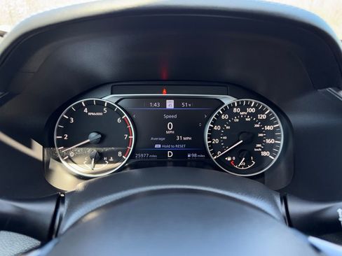 Used 2024 Nissan Altima 2.0 SR FWD image 20