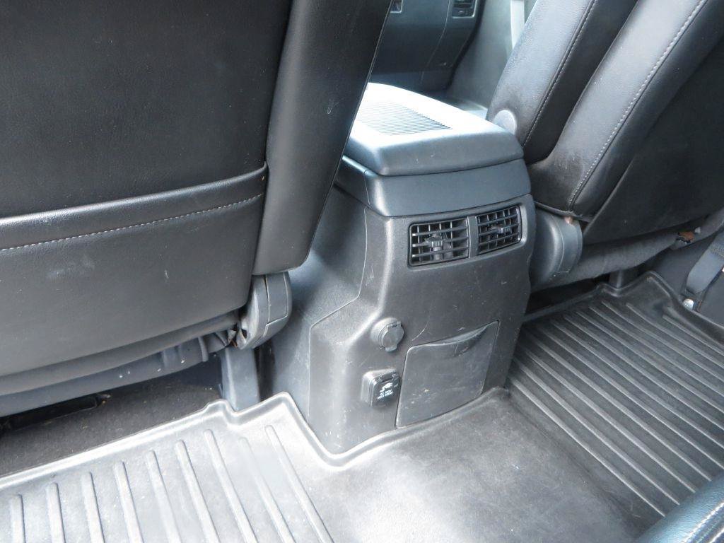 Used 2015 Nissan Titan PRO-4X w/ Pro-4x Luxury Package AWD/4WD image 28