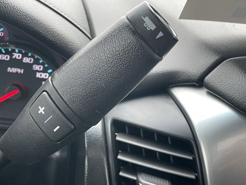 Used 2018 Chevrolet Tahoe LT w/ LT Signature Package image 18