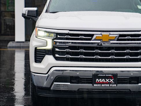 Used 2022 Chevrolet Silverado 1500 LTZ AWD/4WD image 5