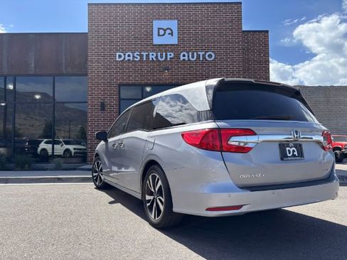Used 2019 Honda Odyssey Elite image 4