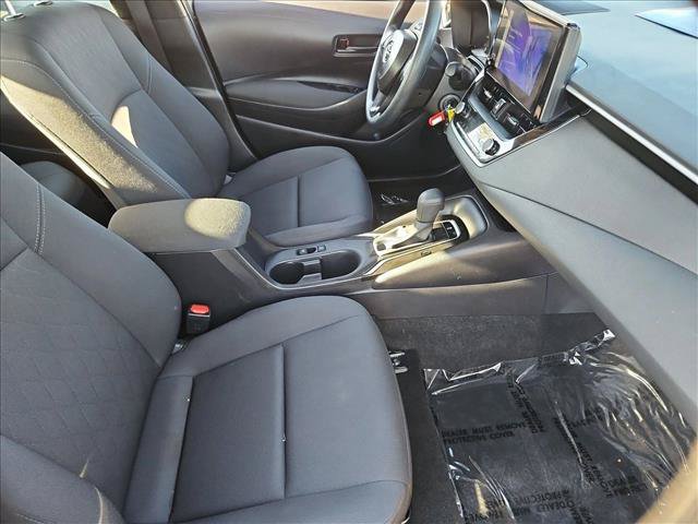 Used 2025 Toyota Corolla LE FWD image 26