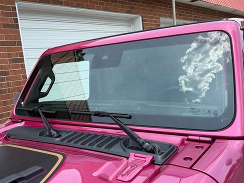 Used 2024 Jeep Wrangler Unlimited Rubicon 392 image 13