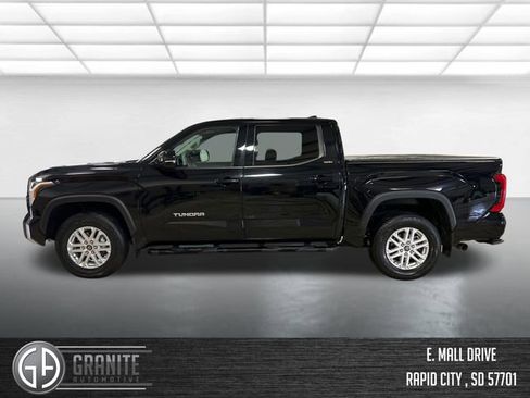 Used 2022 Toyota Tundra SR5 w/ Advanced Technology Package AWD/4WD image 2
