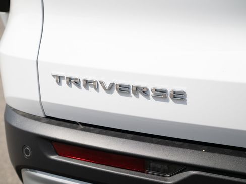 New 2026 Chevrolet Traverse LT w/ Driver Confidence Package image 12