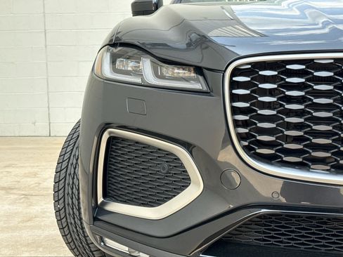 Used 2026 Jaguar F-PACE R-Dynamic S image 5