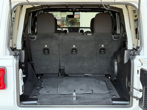 Certified 2021 Jeep Wrangler Unlimited Islander image 11