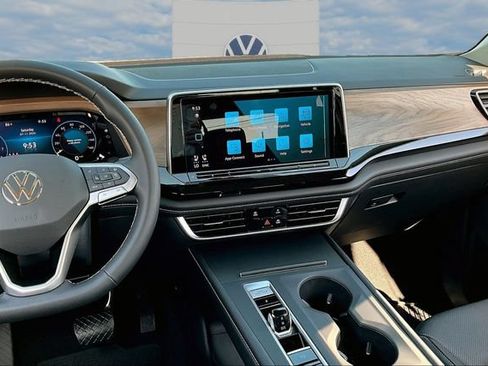 New 2026 Volkswagen Atlas SE AWD/4WD image 6